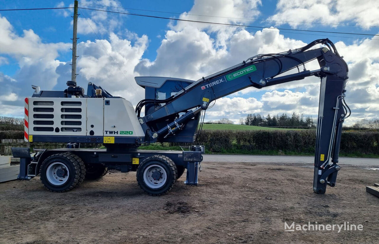 حفارة النقل والشحن Terex TWH 220