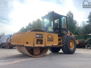 مدحلة لأعمال دك التربة CATERPILLAR cs76