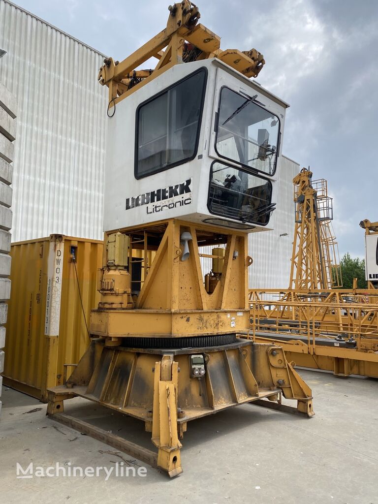 رافعة برجية Liebherr 200EC-H-10 Litronic