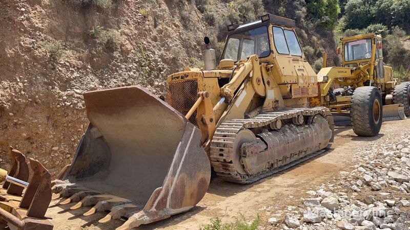 ماكينة التحميل المجنزرة Caterpillar 977L